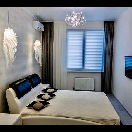 Central Apartment Odessa Eksteriør billede