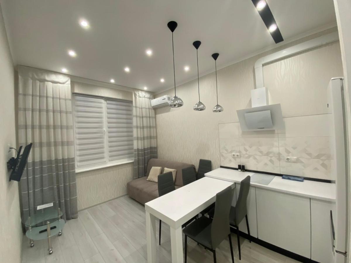 Central Apartment Odessa Eksteriør billede
